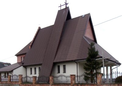 OLESZKI- kościół pw. Najświętszego Serca PJ.